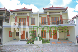 Deretan rumah tipe 90 Tjokroningrat Residence yang sudah dihuni