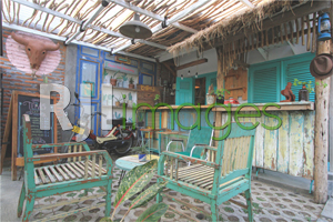 Furniture bergaya rustic