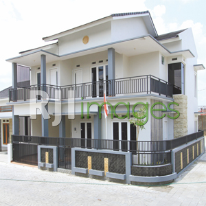 Hunian 2 lantai tipe 106 (hook) Puri Larasati Purwomartani