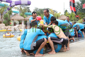 Keakraban antar karyawan