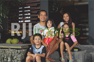 Markus Winarto beserta keluarga