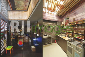 Sudut ruang keluarga bernuansa retro & area dapur
