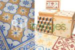Aplikasi tegel motif sebagai home decor